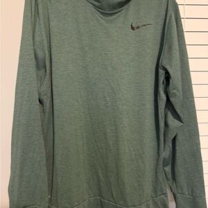 Nike Green Lightweight Jacket for Effortless Style